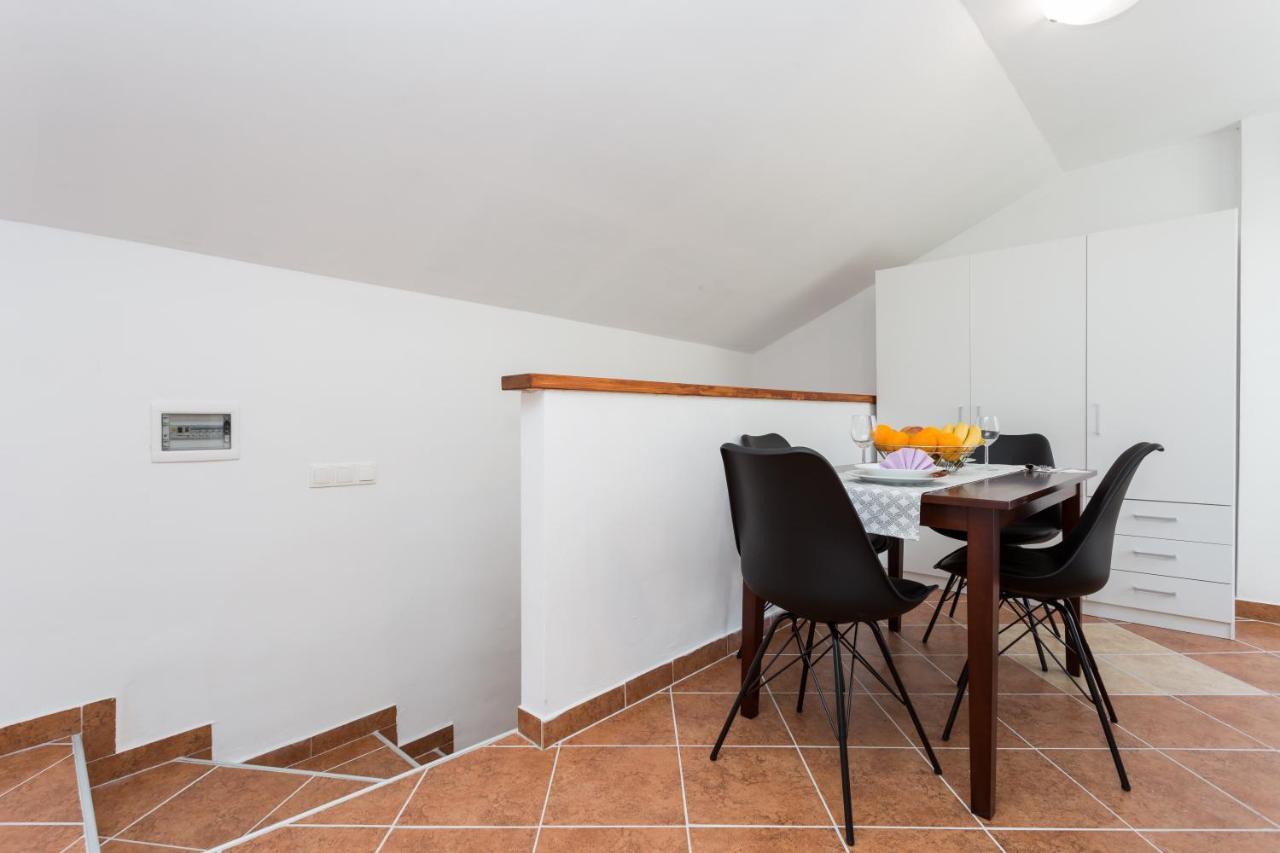 Apartmani Obala Baška Esterno foto
