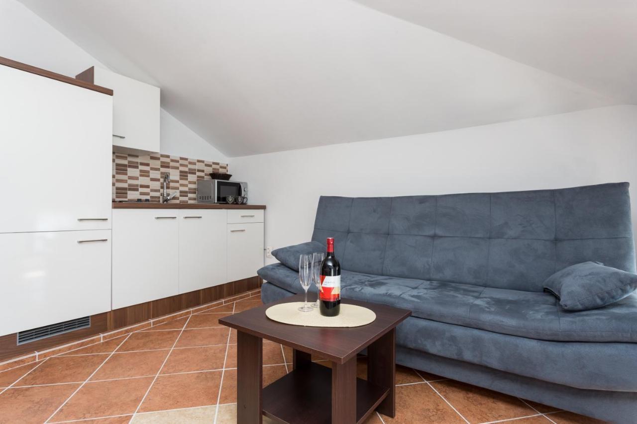 Apartmani Obala Baška Esterno foto