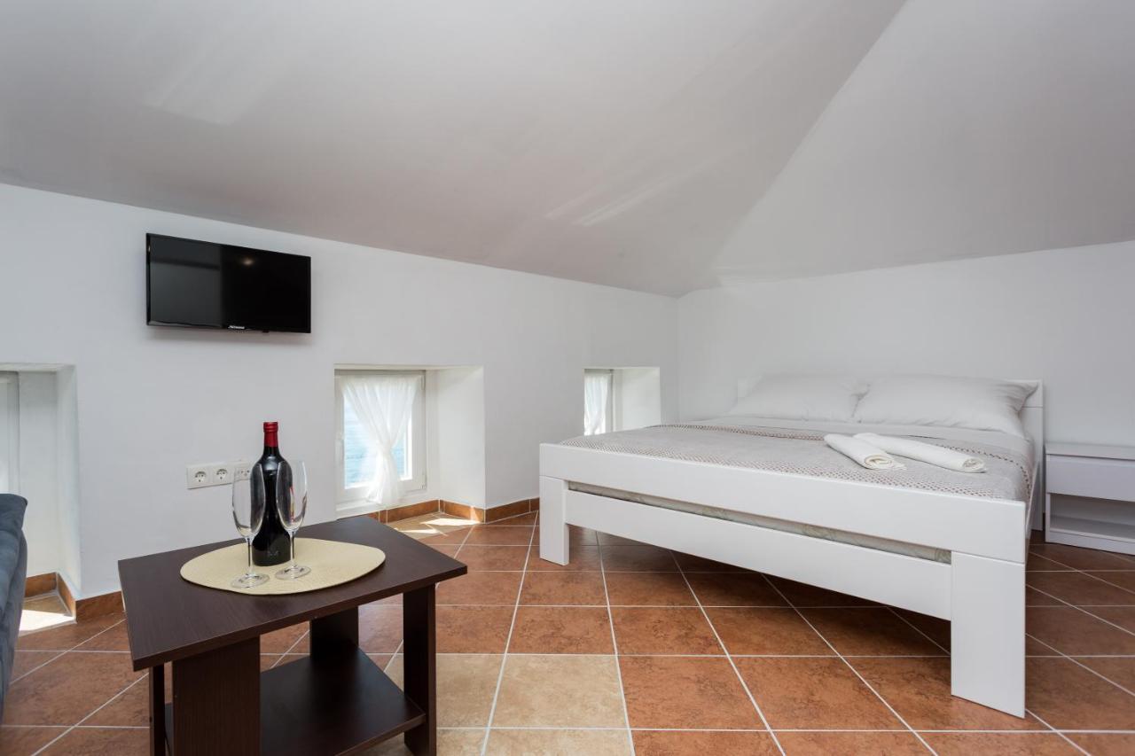 Apartmani Obala Baška Esterno foto