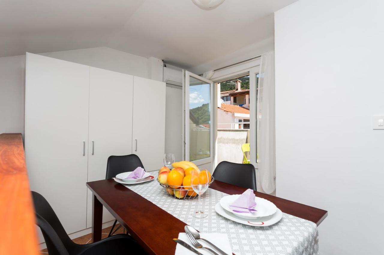 Apartmani Obala Baška Esterno foto